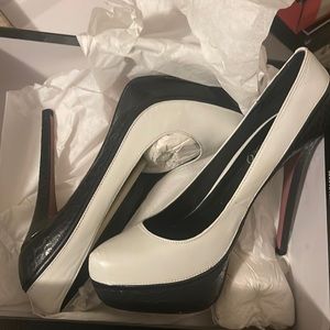 Black and white heel